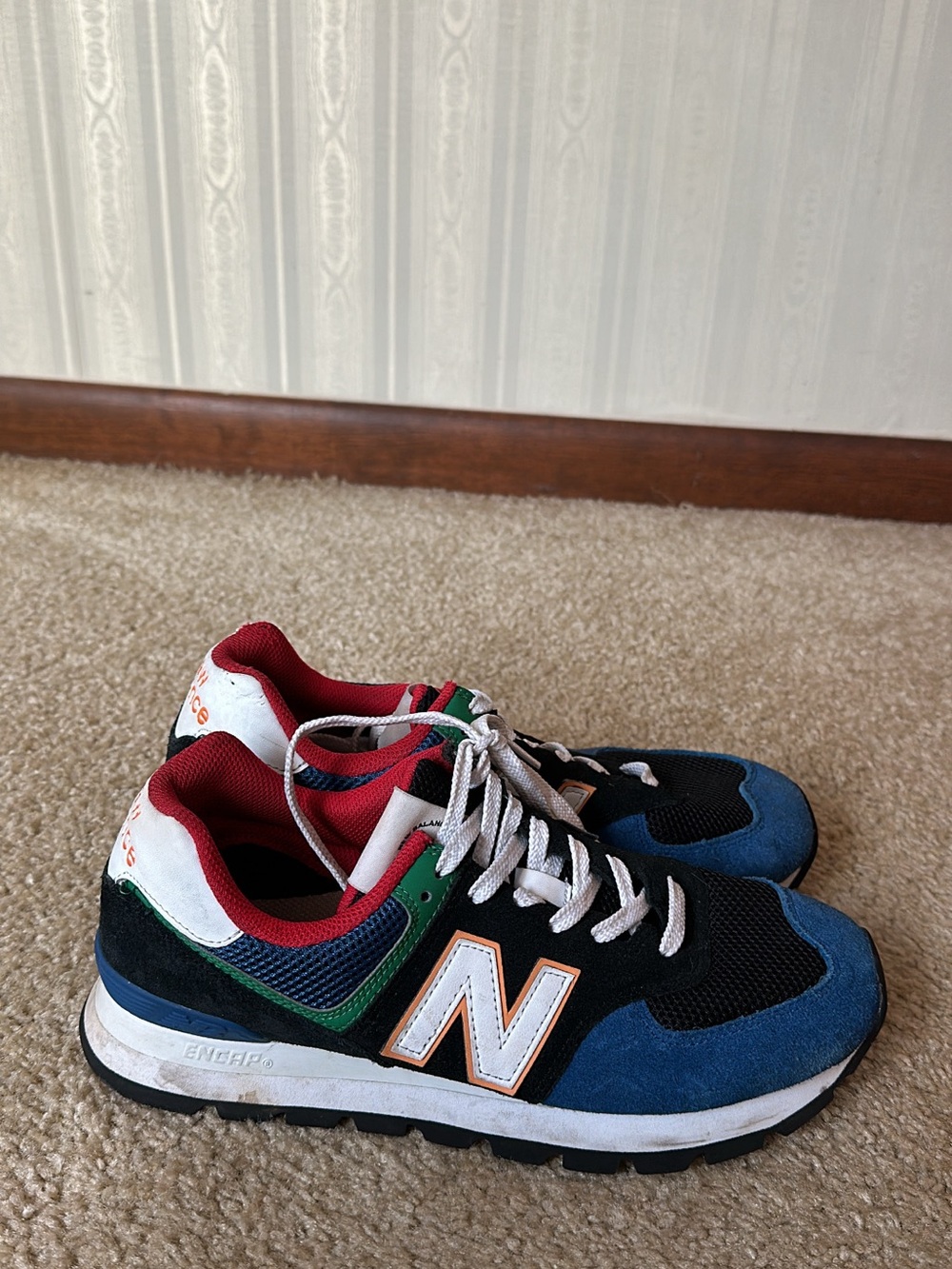 New Balance Men's Blue/Black/Red Retro Runner Sneakers